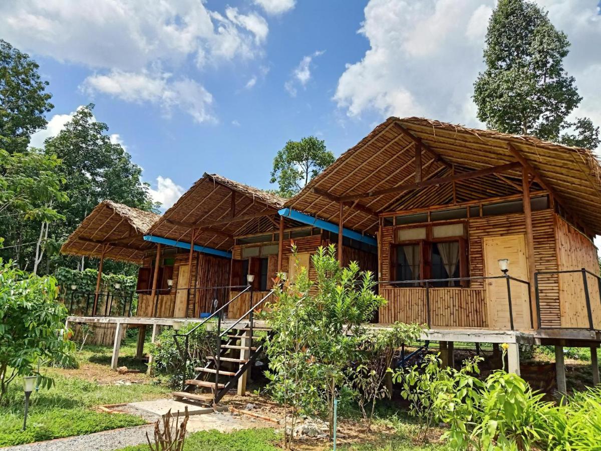 Bansuanphutarn Hotel Ban Pha Saeng Lang Екстериор снимка