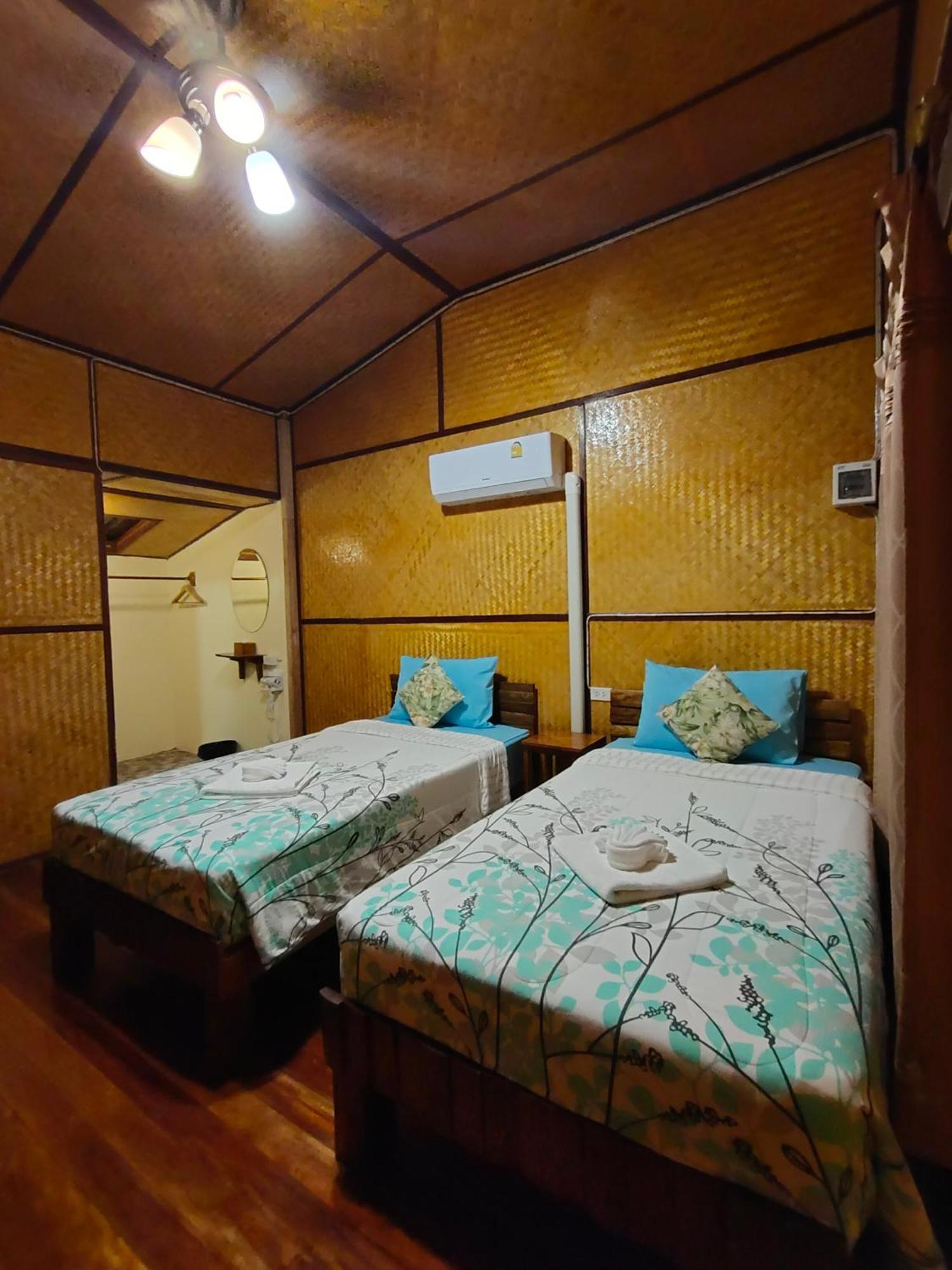 Bansuanphutarn Hotel Ban Pha Saeng Lang Екстериор снимка