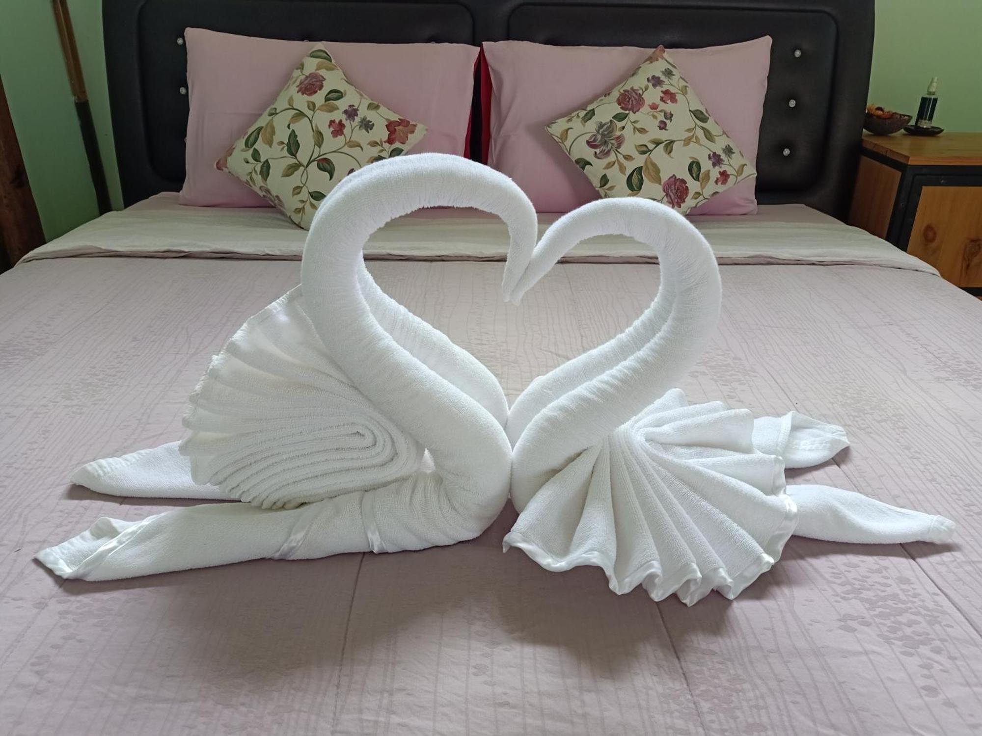 Bansuanphutarn Hotel Ban Pha Saeng Lang Екстериор снимка